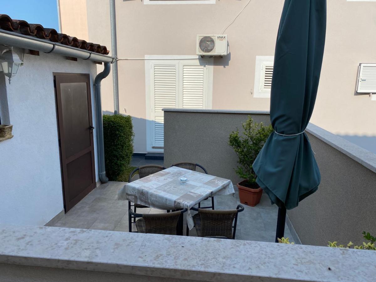 רוביני Apartments Tin מראה חיצוני תמונה