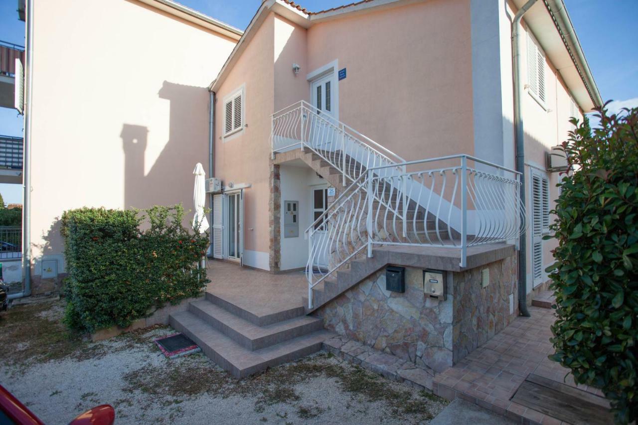 רוביני Apartments Tin מראה חיצוני תמונה