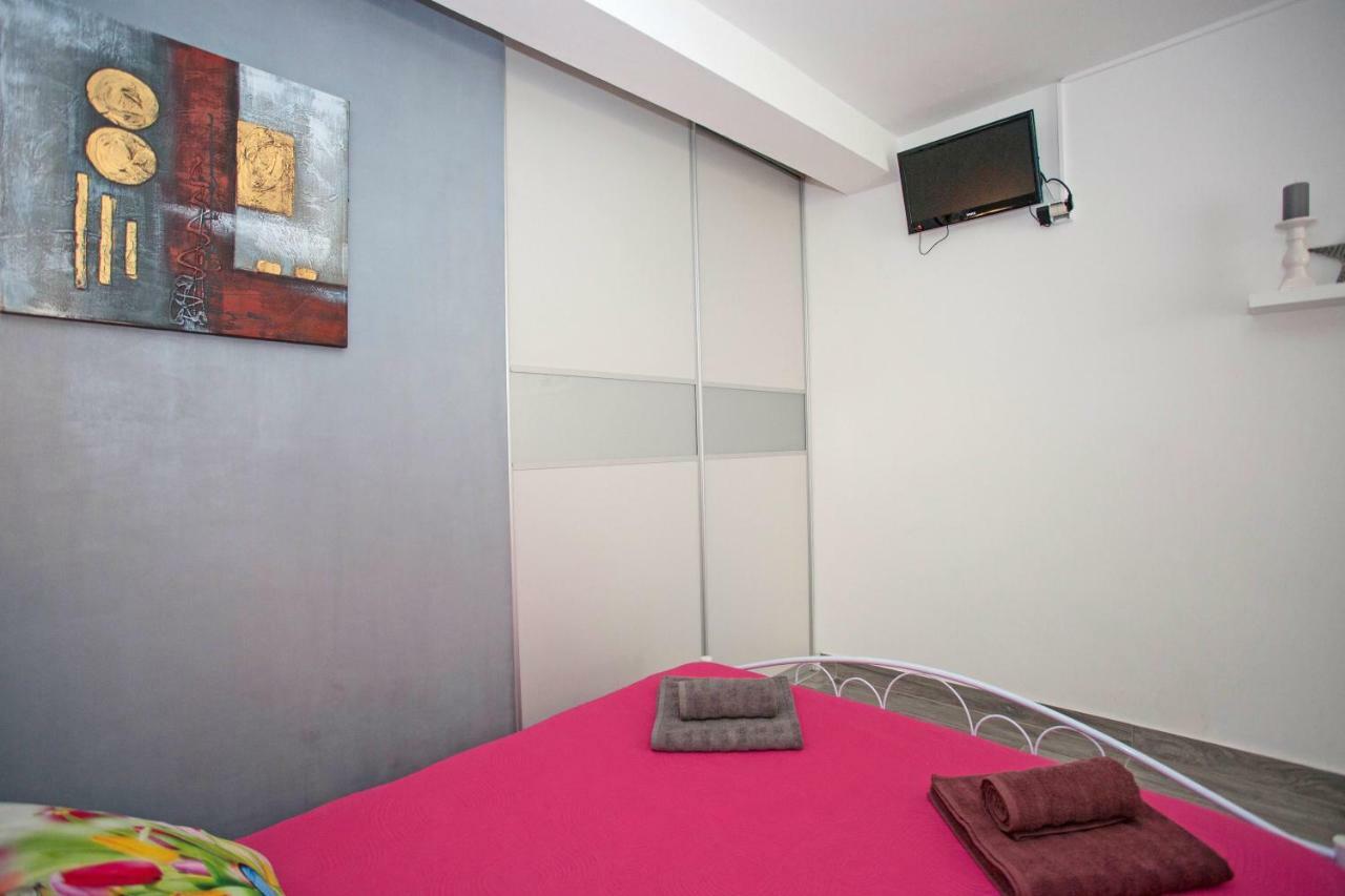 רוביני Apartments Tin מראה חיצוני תמונה